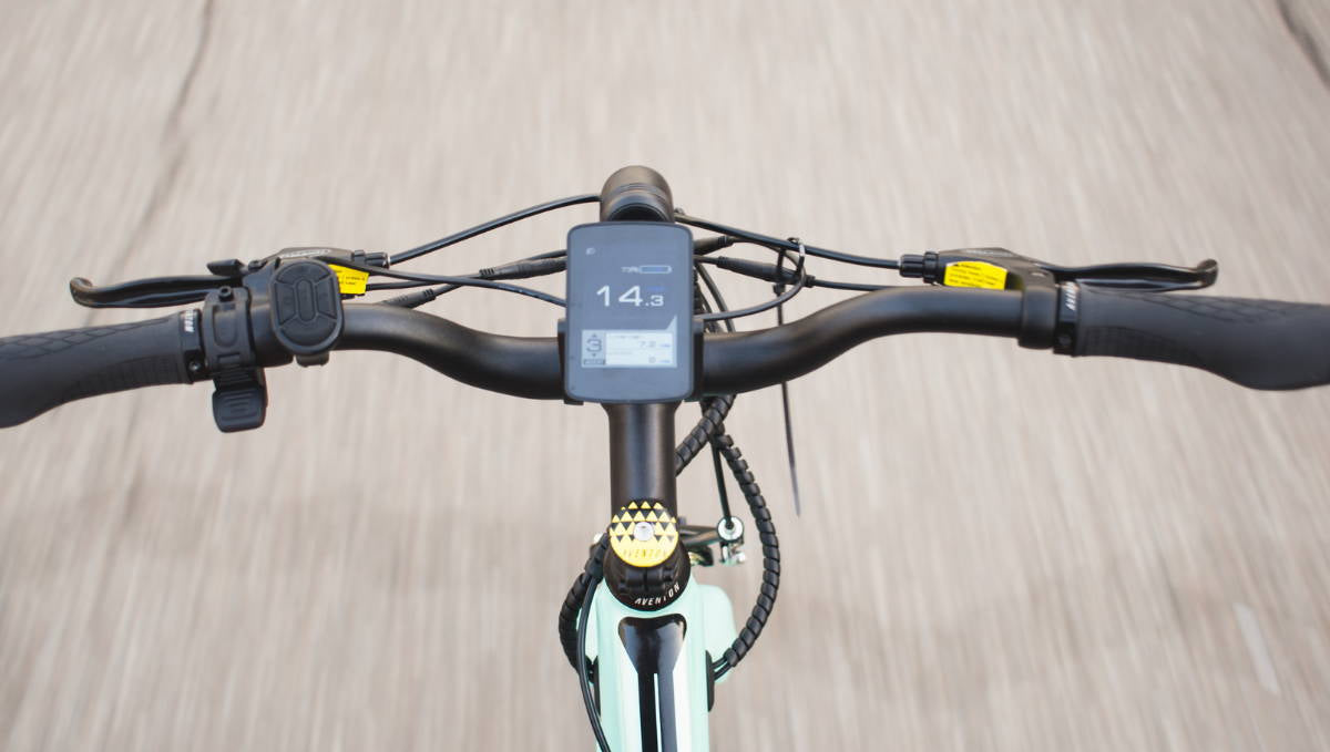 Aventon's App & Color Display Manual: A Comprehensive Guide