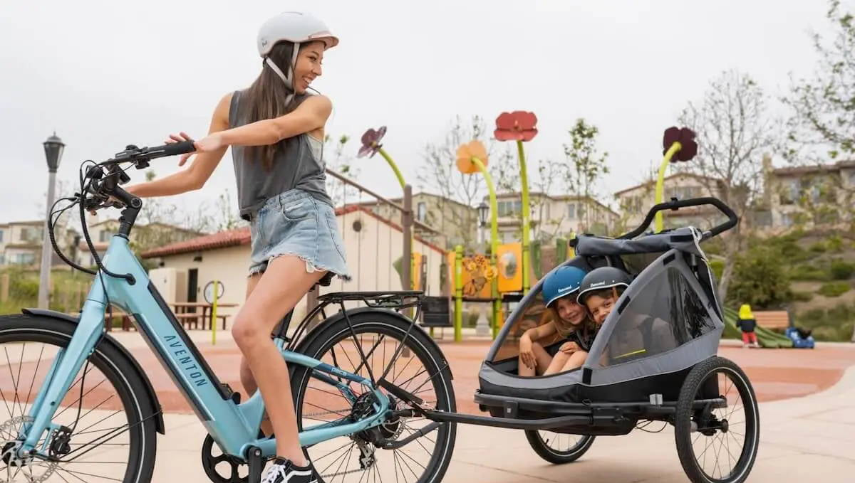Best Child’s Bike Trailer (2024): 4 Options for Easy Towing