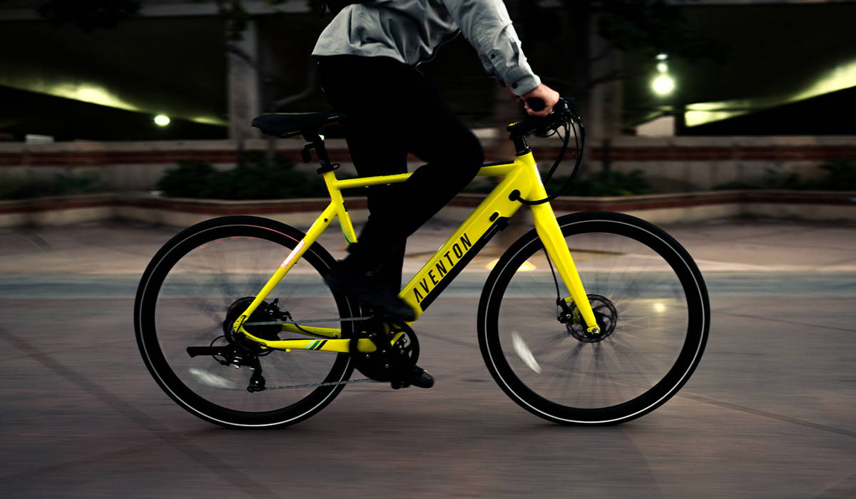 Aventon’s Soltera 7 Speed Is The Urban Road Revivalist