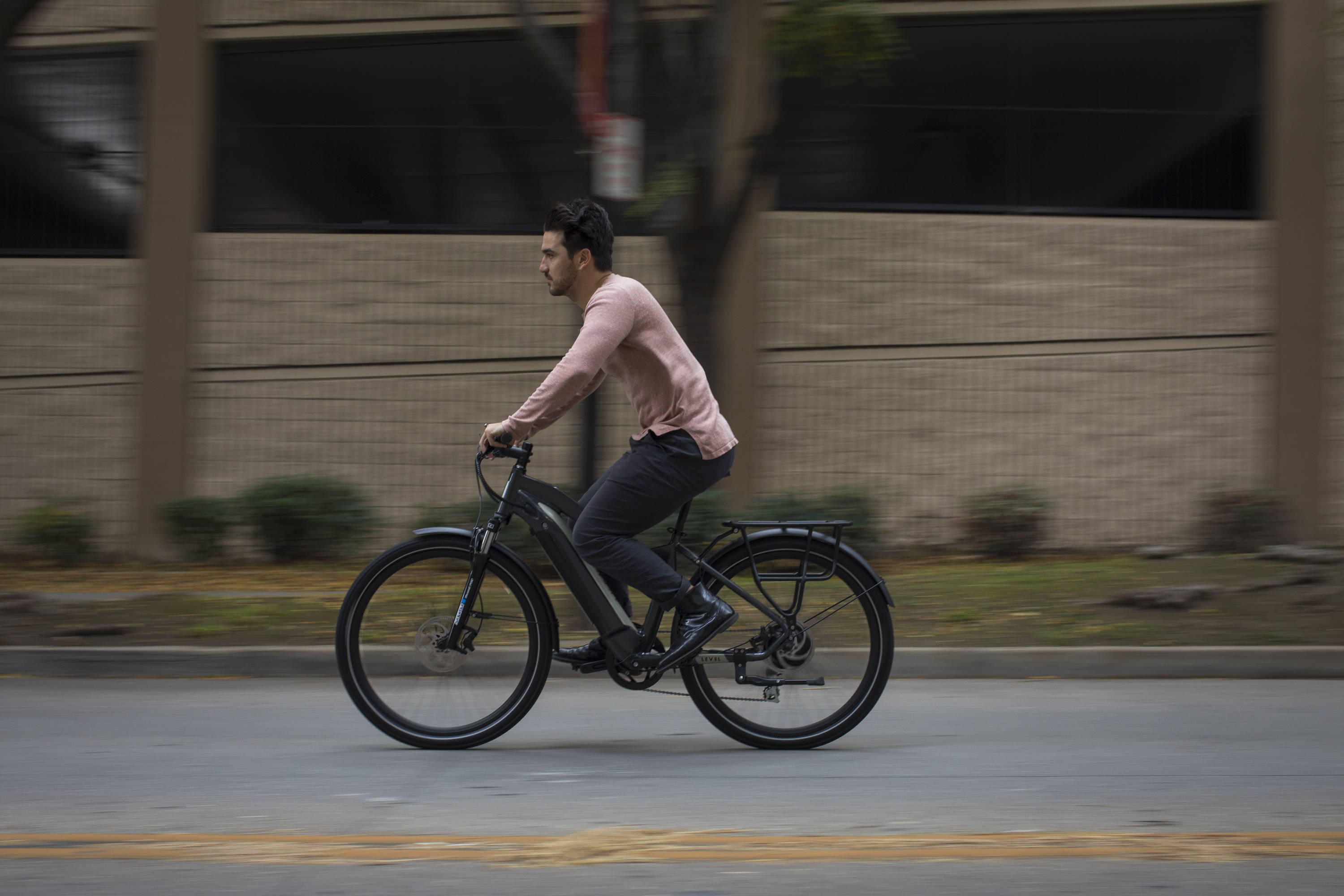 Are Electric Bikes Legal in NYC? Learn About NYC Ebike Laws | Aventon Are Electric Bikes Legal in NYC? Learn About NYC Ebike Laws | Aventon