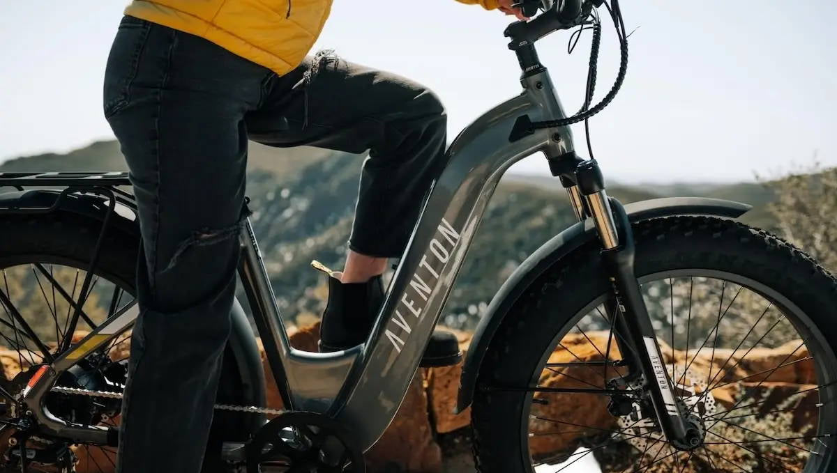 Aventon vs Himiway: Who Has the Best Ebike Price, Service, & Quality?